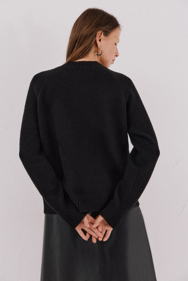 Cortefiel Jersey delantero lentejuelas. Preto
