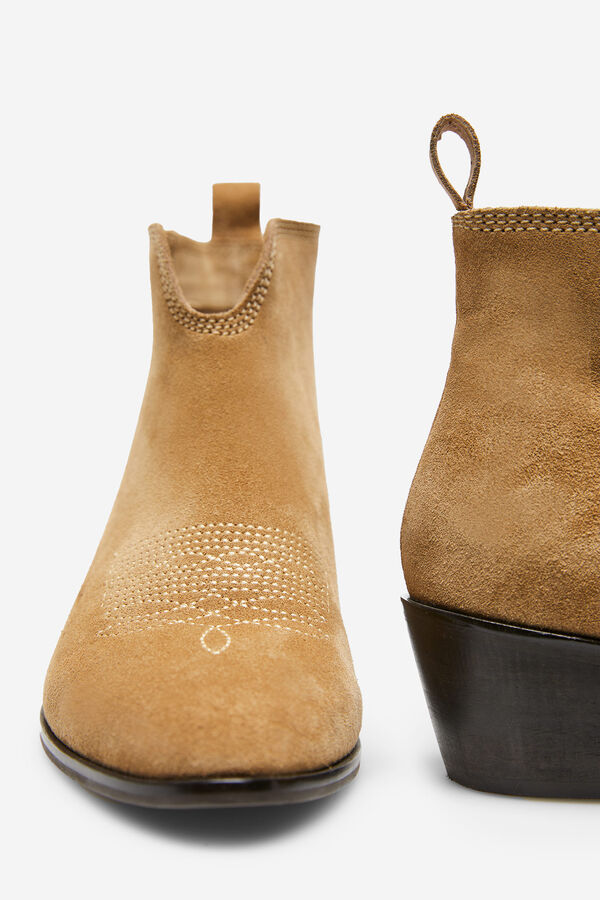 Cortefiel Bot&iacute;n bajo serraje Beige