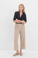 Cortefiel Cal&ccedil;a crop com bot&otilde;es Tostado