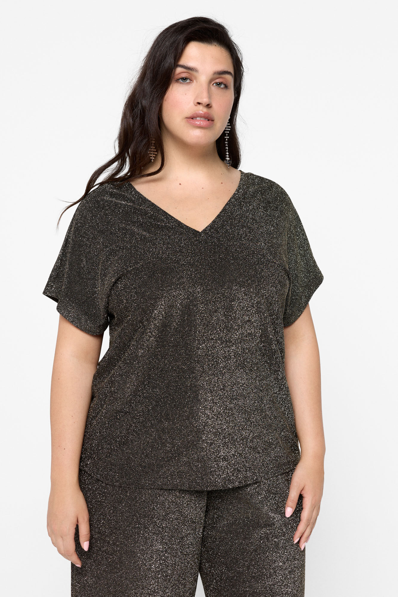 Vero Moda Curve Camiseta manga corta de lurex talla grande