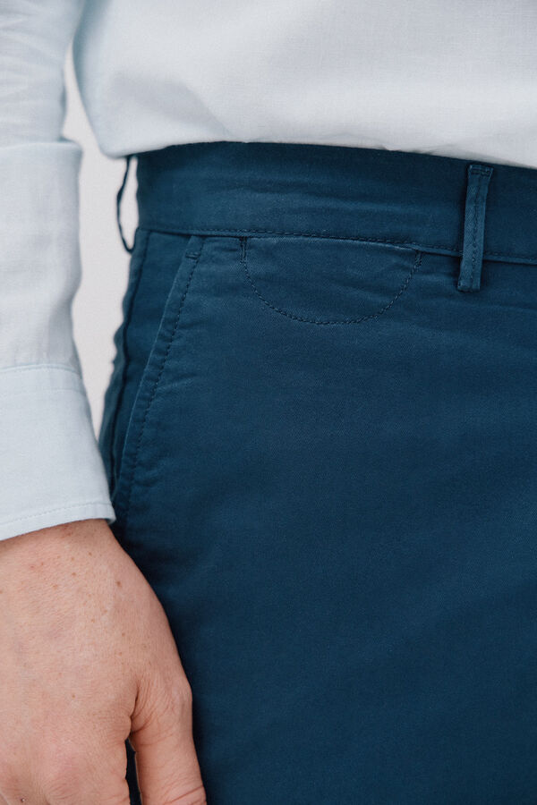Cortefiel Bermuda chino Azul
