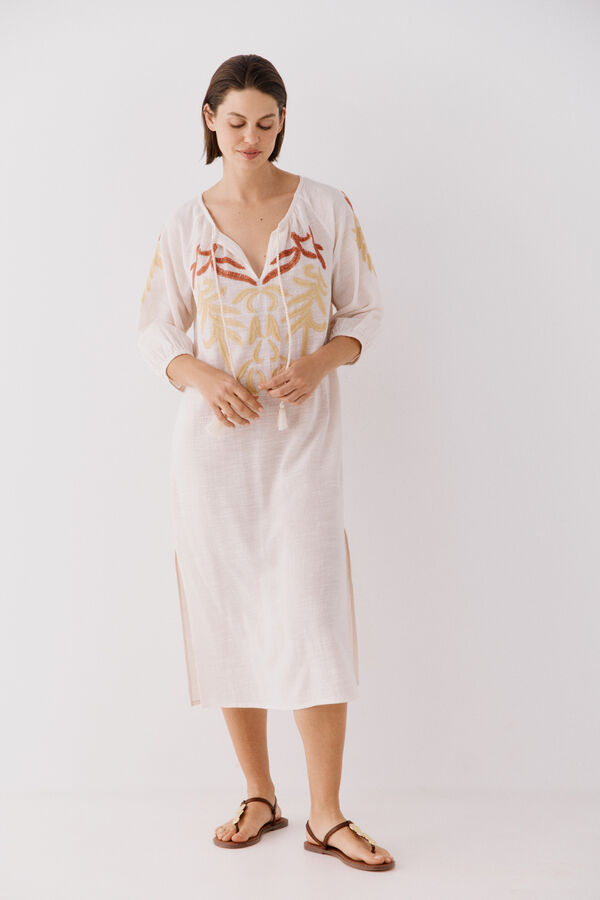 Cortefiel Caft&aacute;n largo bordado Blanco