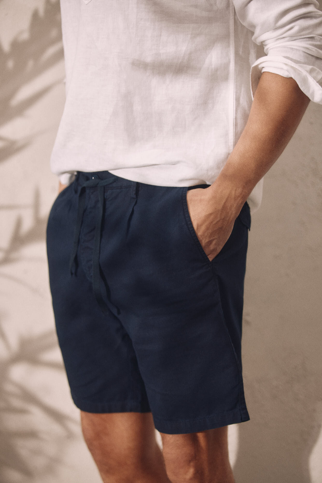 OOTO Bermuda linho com cord&otilde;es