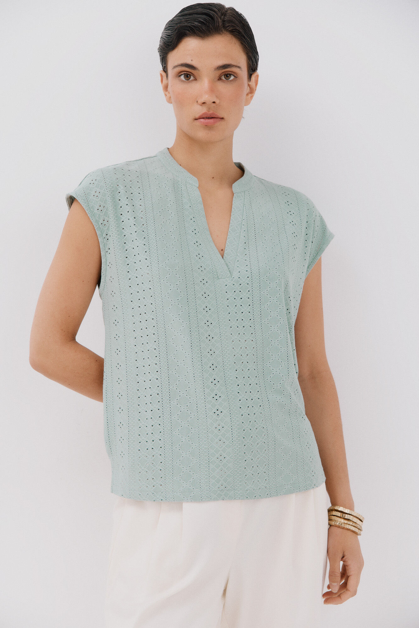 Cortefiel Camiseta punto calado