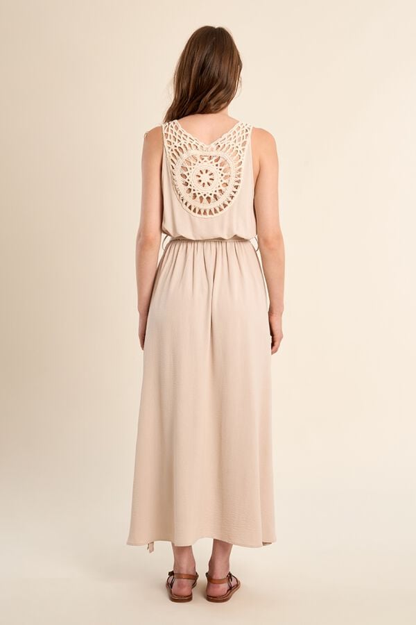 Molly Bracken Vestido comprido de manga cava com detalhes bordados Tostado