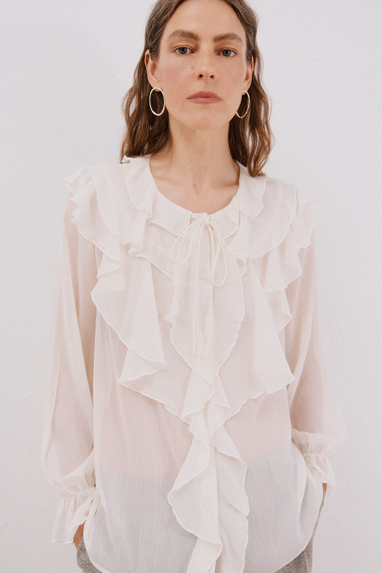 Cortefiel Blusa volante delantero
