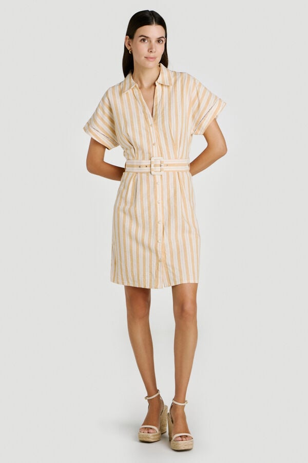 Vila Vestido curto camiseiro em algod&atilde;o e linho Impress&atilde;o