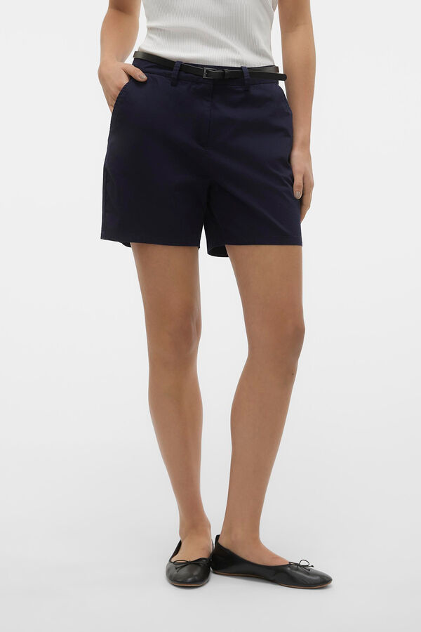 Vero Moda Shorts estilo chino con cintur&oacute;n Azul marino