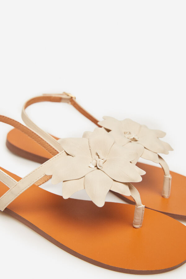 Cortefiel Sandalia plana flor Marfil