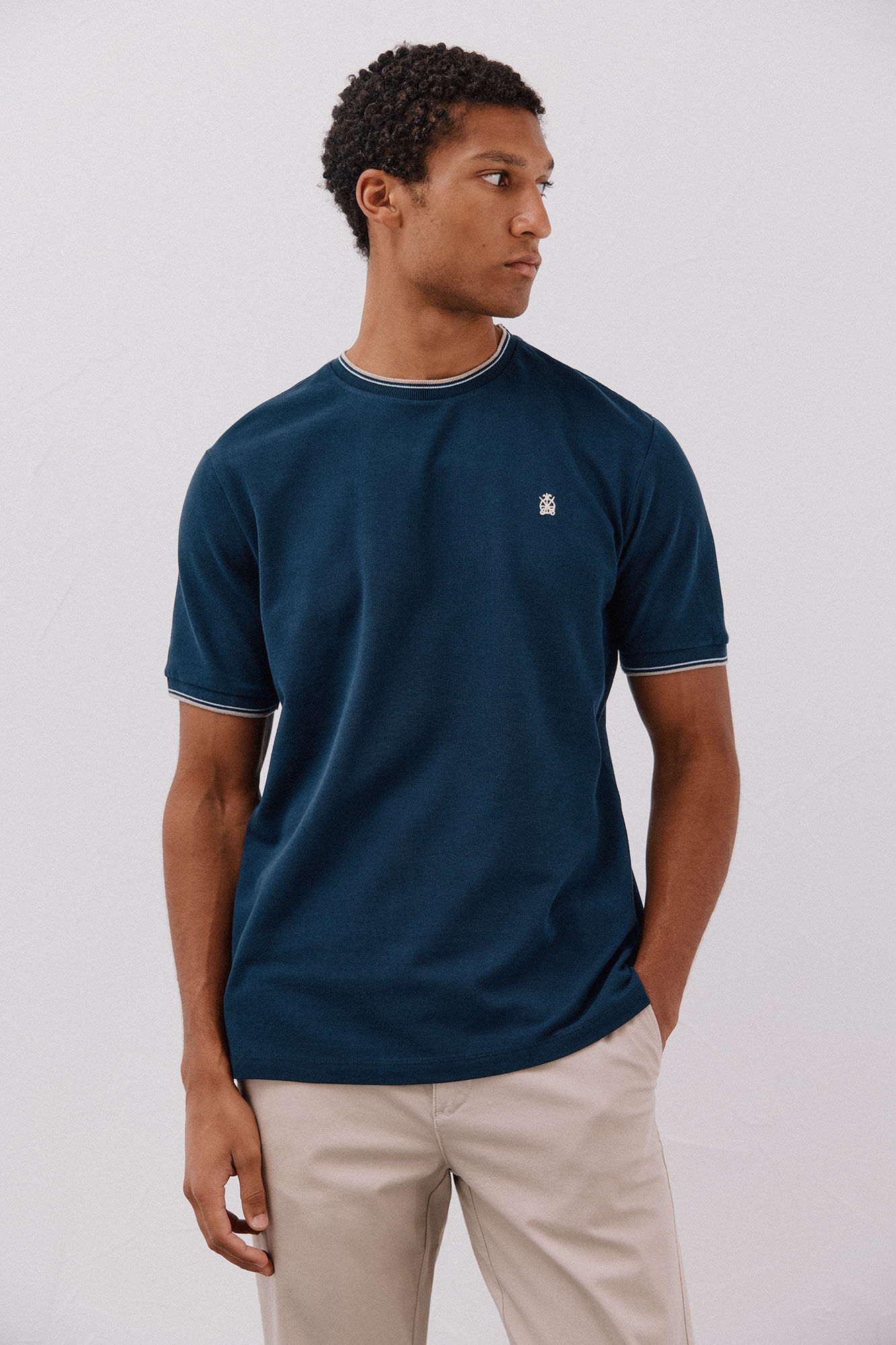 Cortefiel Camiseta com pontas de piqu&eacute;