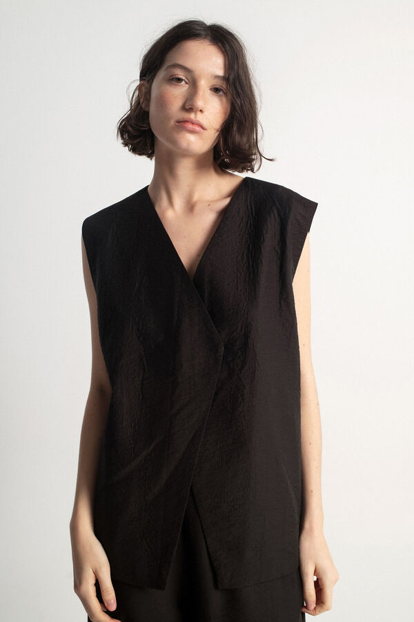 Object Chaleco cruzado Negro