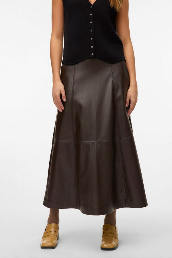 Vero Moda Falda midi efecto piel Marr&oacute;n oscuro