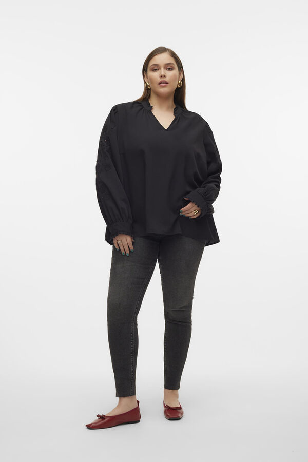 Vero Moda Curve Top de manga larga detalles calados talla grande Negro