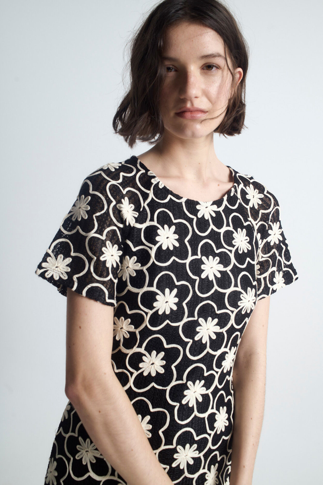 Object Vestido midi bordado