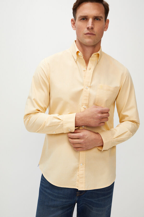 Cortefiel Camisa lisa algodón orgánico Oxford Amarillo