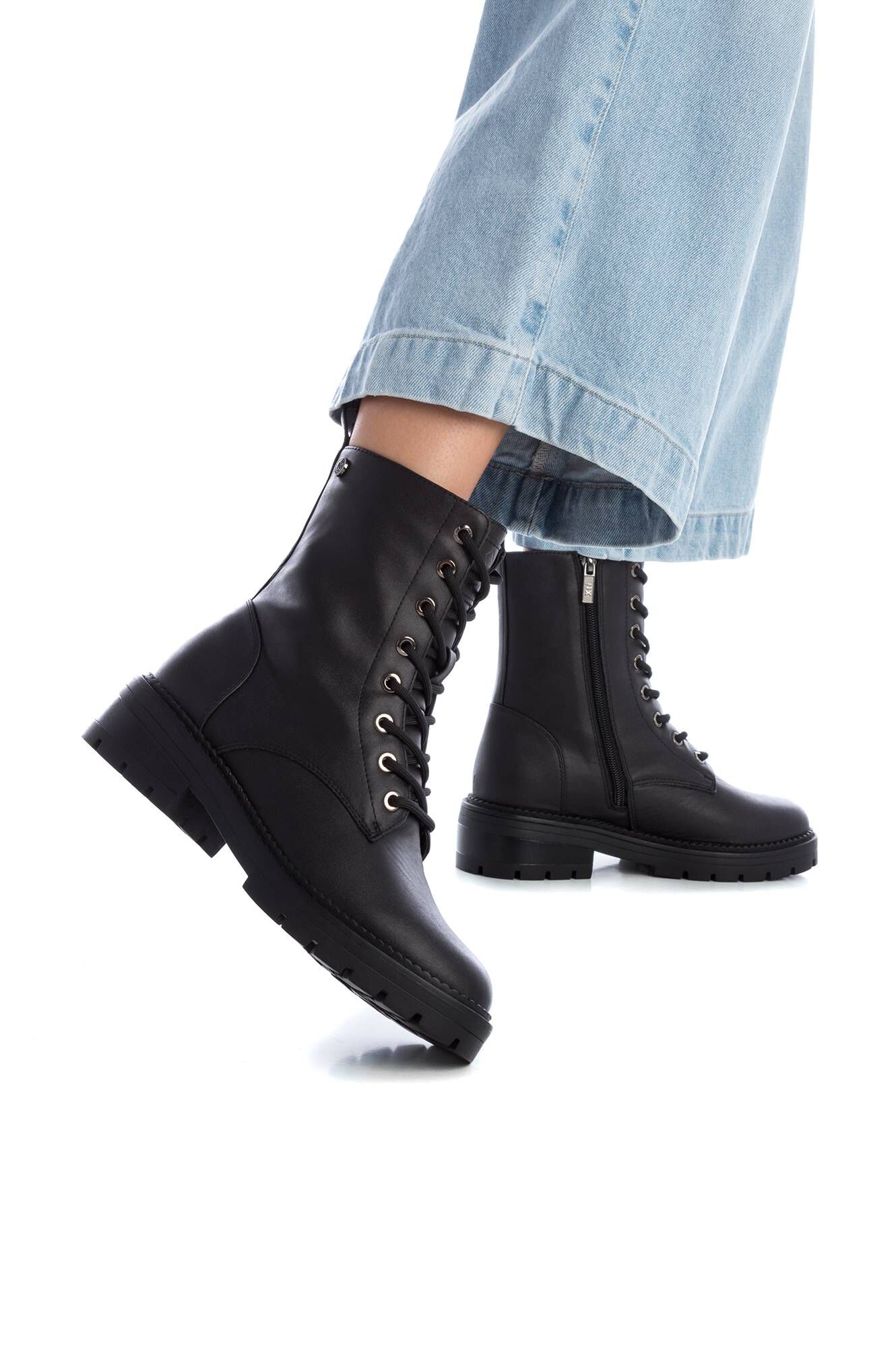 XTI Botins militar feminina com atacadores e fecho-&eacute;clair
