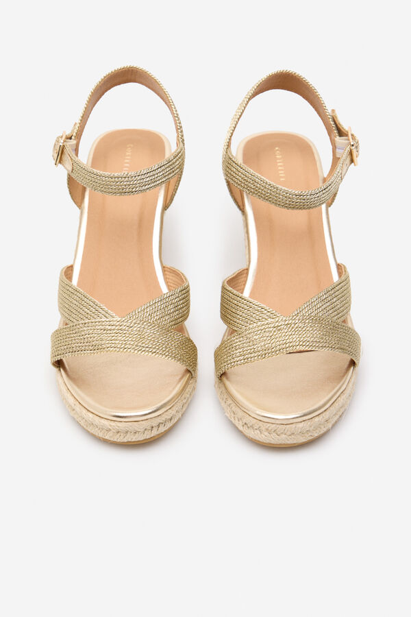 Cortefiel Sandalia plataforma metalizada Dorado