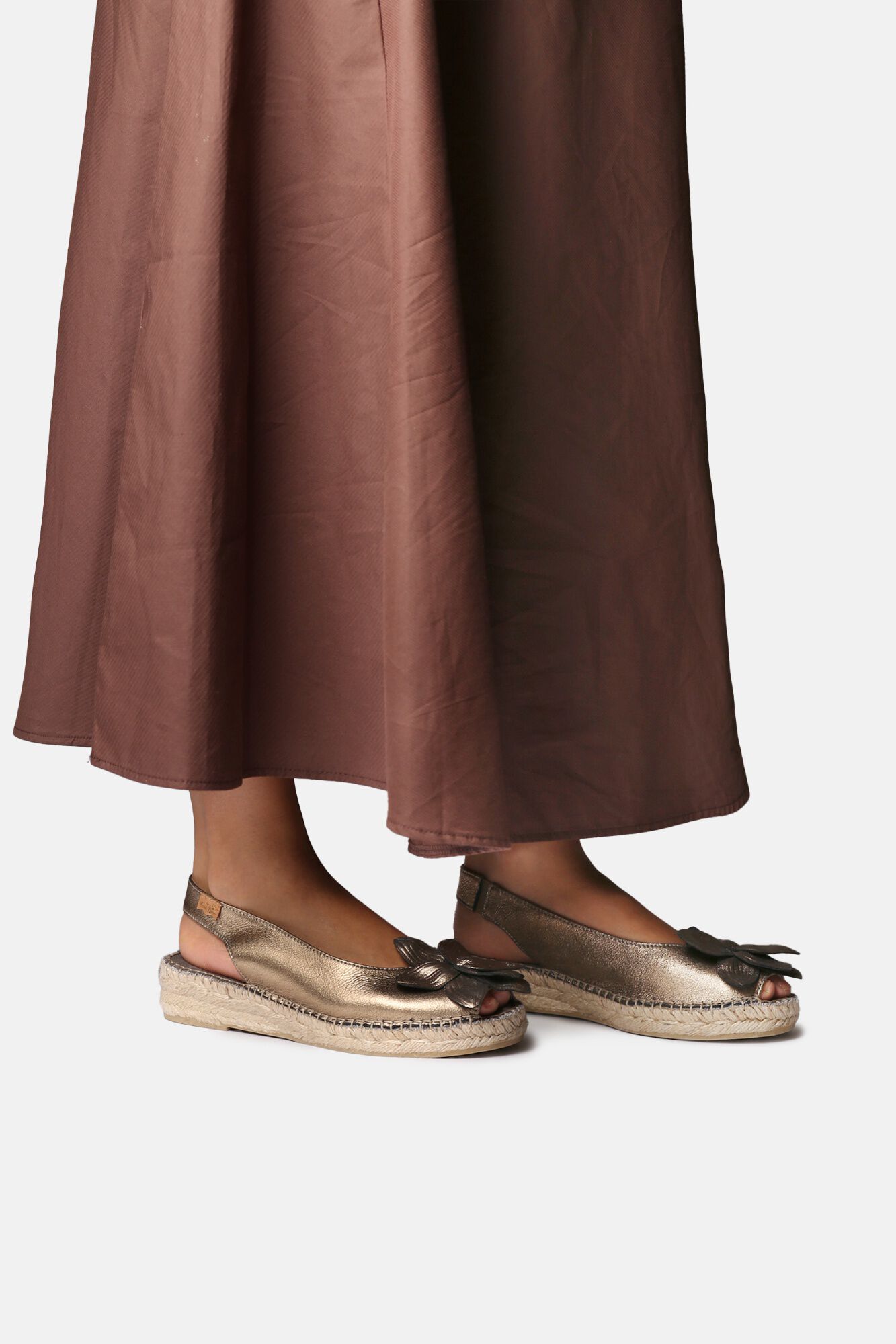 Toni Pons Alpercata peep toe em pele brilhante