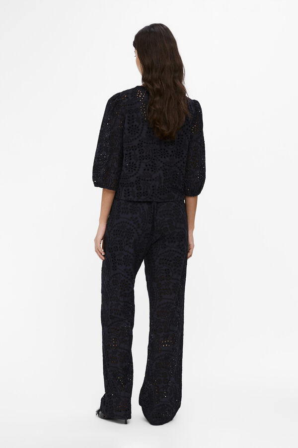 Object Pantal&oacute;n bordado perforado Negro