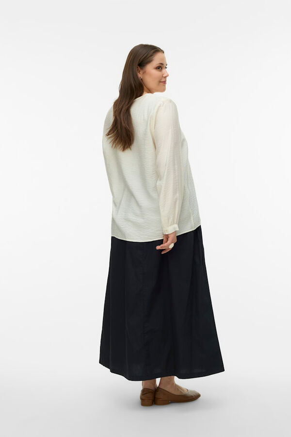 Vero Moda Curve Camisa gola em bico tamanho grande Branco