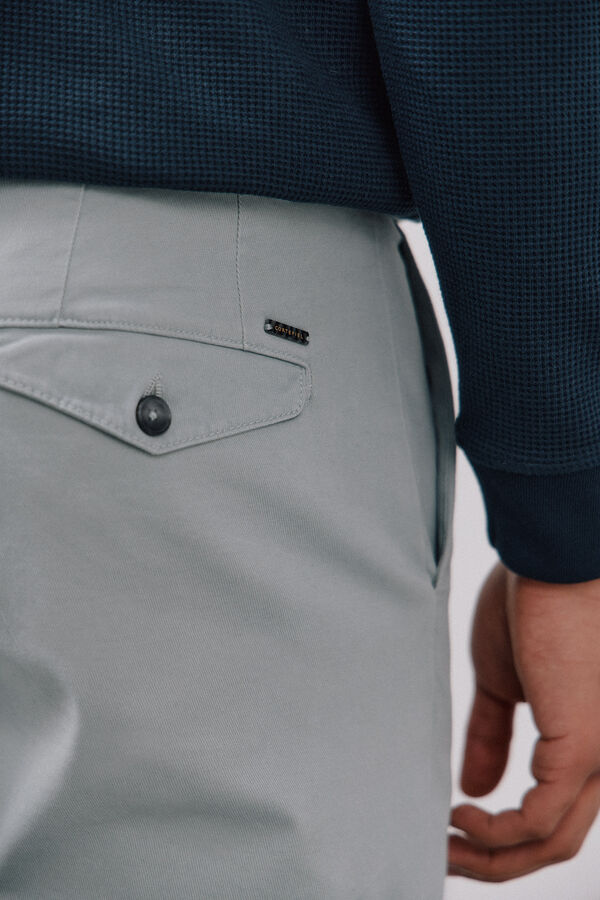 Cortefiel Calças calças chino afuniladas com pinças Azul