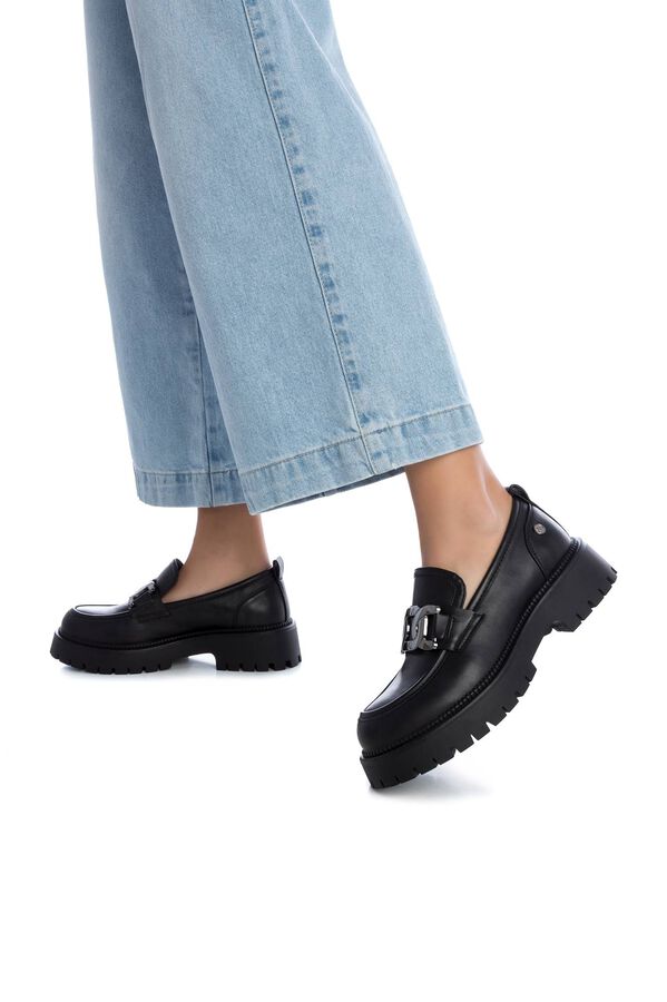 XTI Mocassim feminino Preto