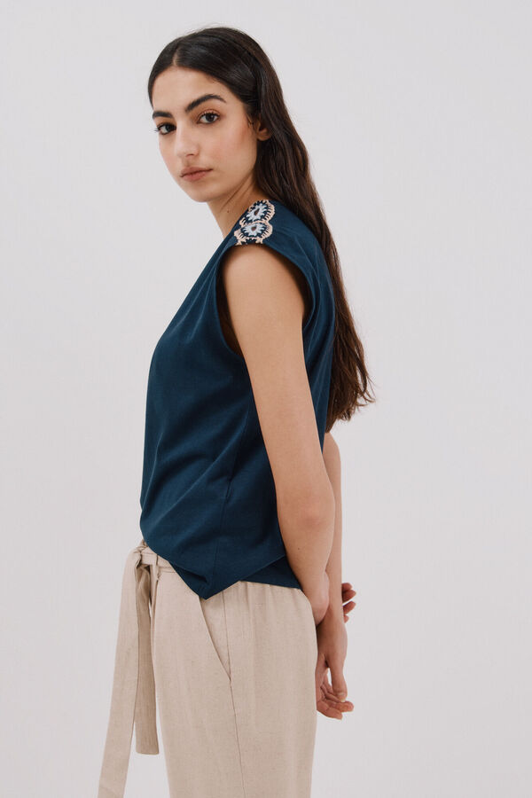 Cortefiel T-shirt detalhe crochet Azul