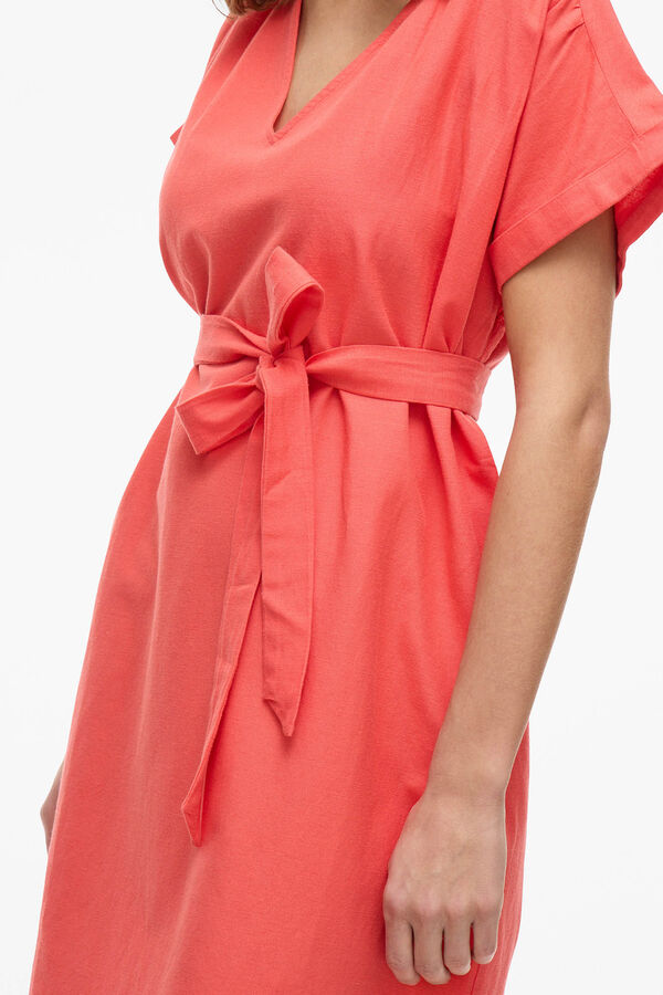 Vila Vestido curto camiseiro Subiu