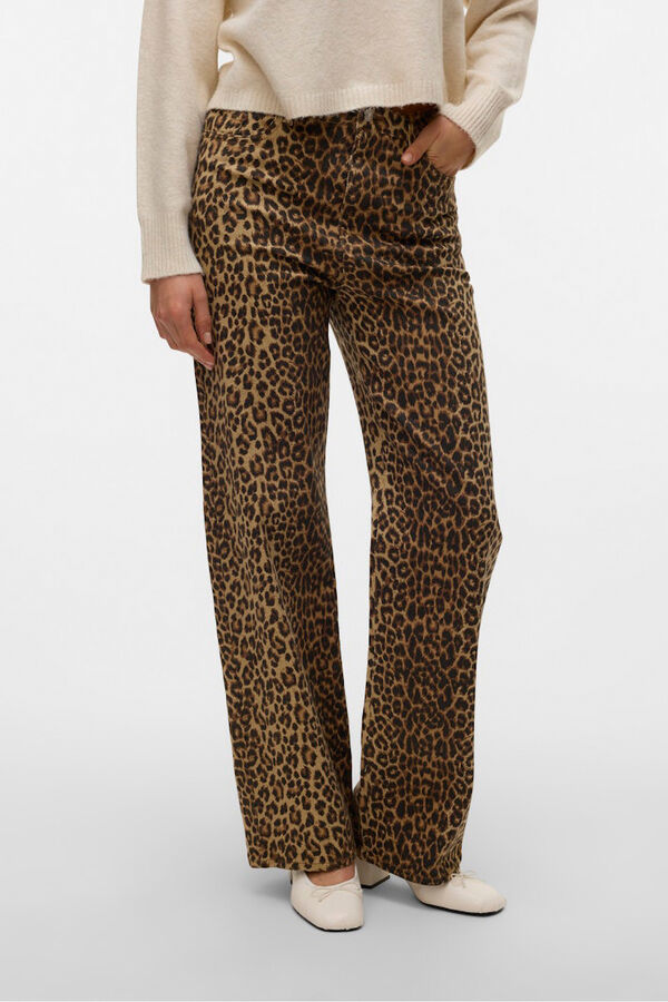 Vero Moda Pantal&oacute;n vaquero animal print Marr&oacute;n