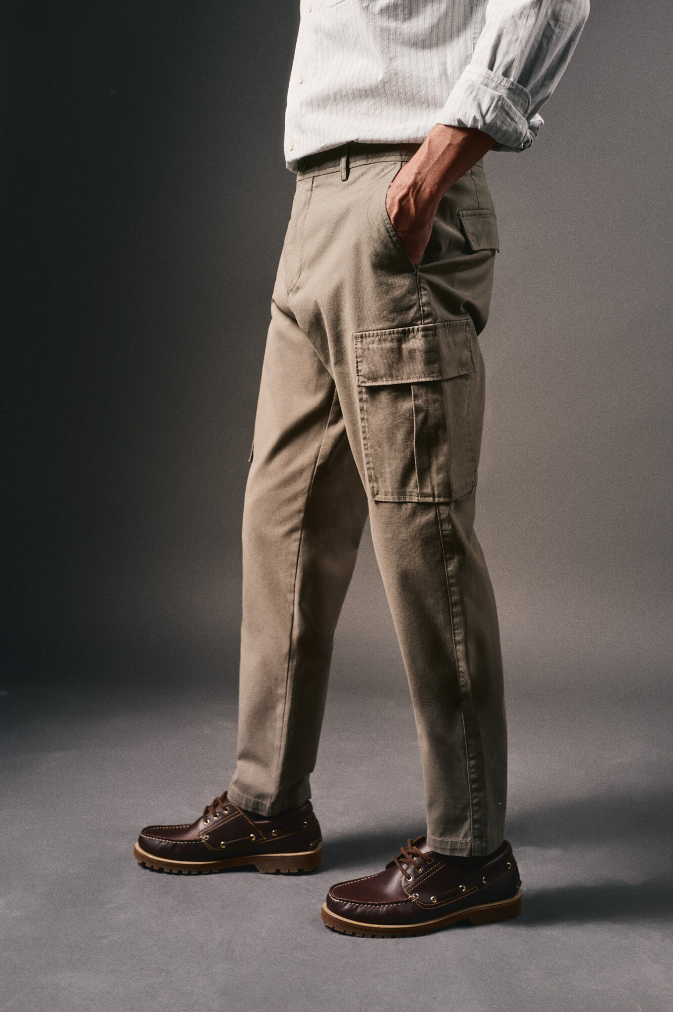 OOTO Pantal&oacute;n cargo slim fit