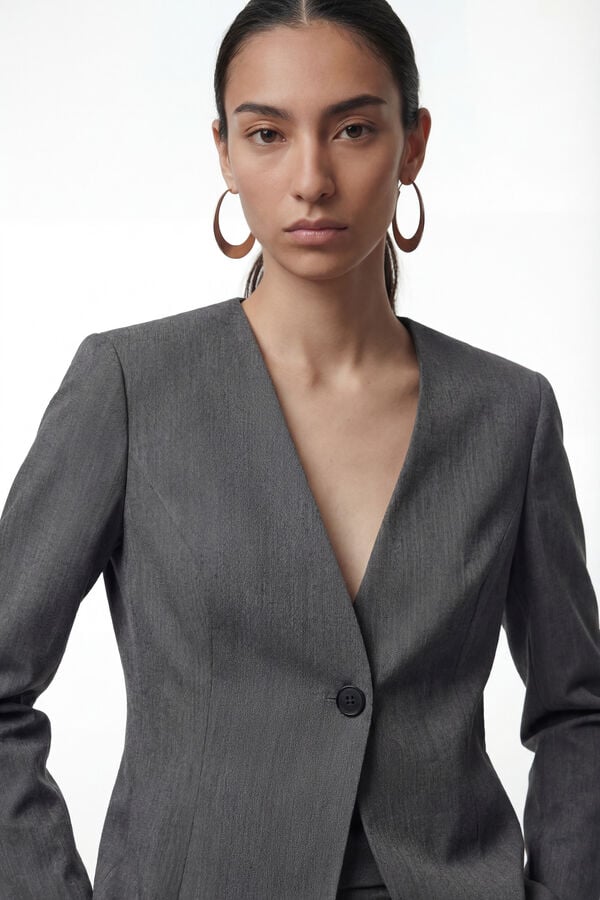 Vero Moda Americana manga larga cuello pico Gris oscuro