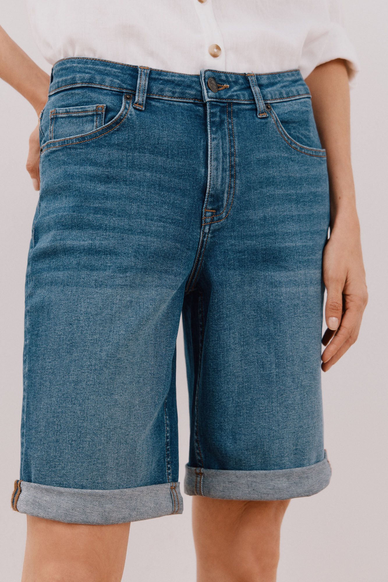 Cortefiel Bermuda ganga b&aacute;sica