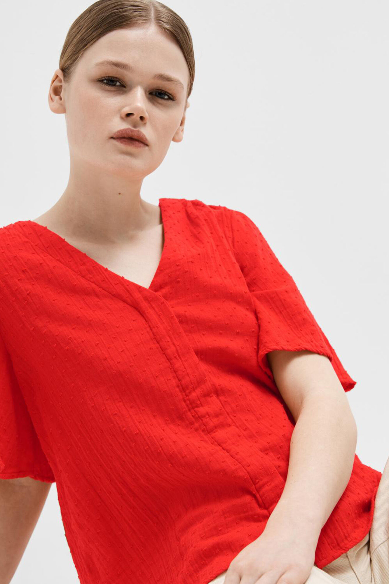 Selected Femme Blusa plumeti de manga corta 100% algod&oacute;n.