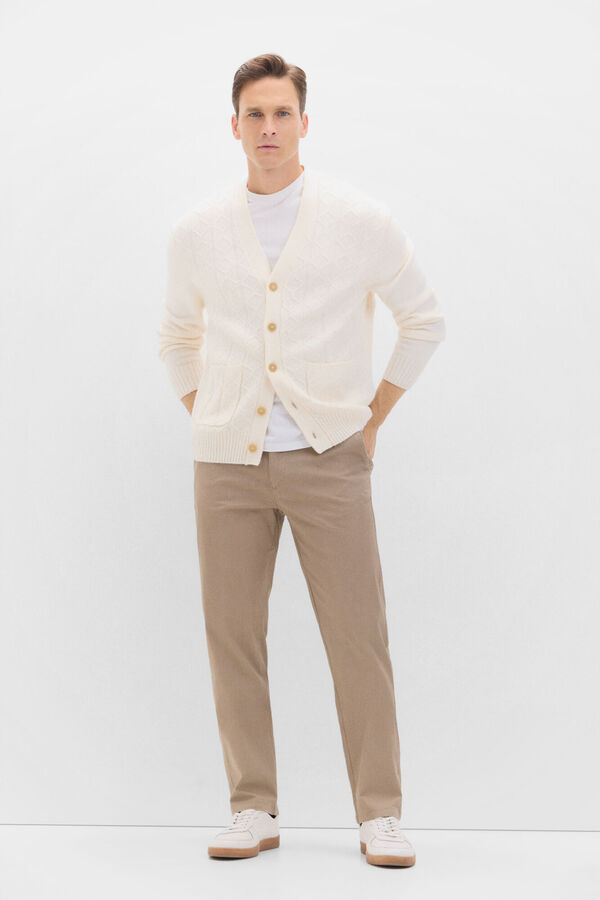 Cortefiel Cardig&atilde; losango com fecho de bot&otilde;es Ecru