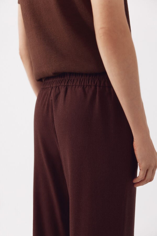 Cortefiel Pantal&oacute;n con lino con botones dorados Marr&oacute;n