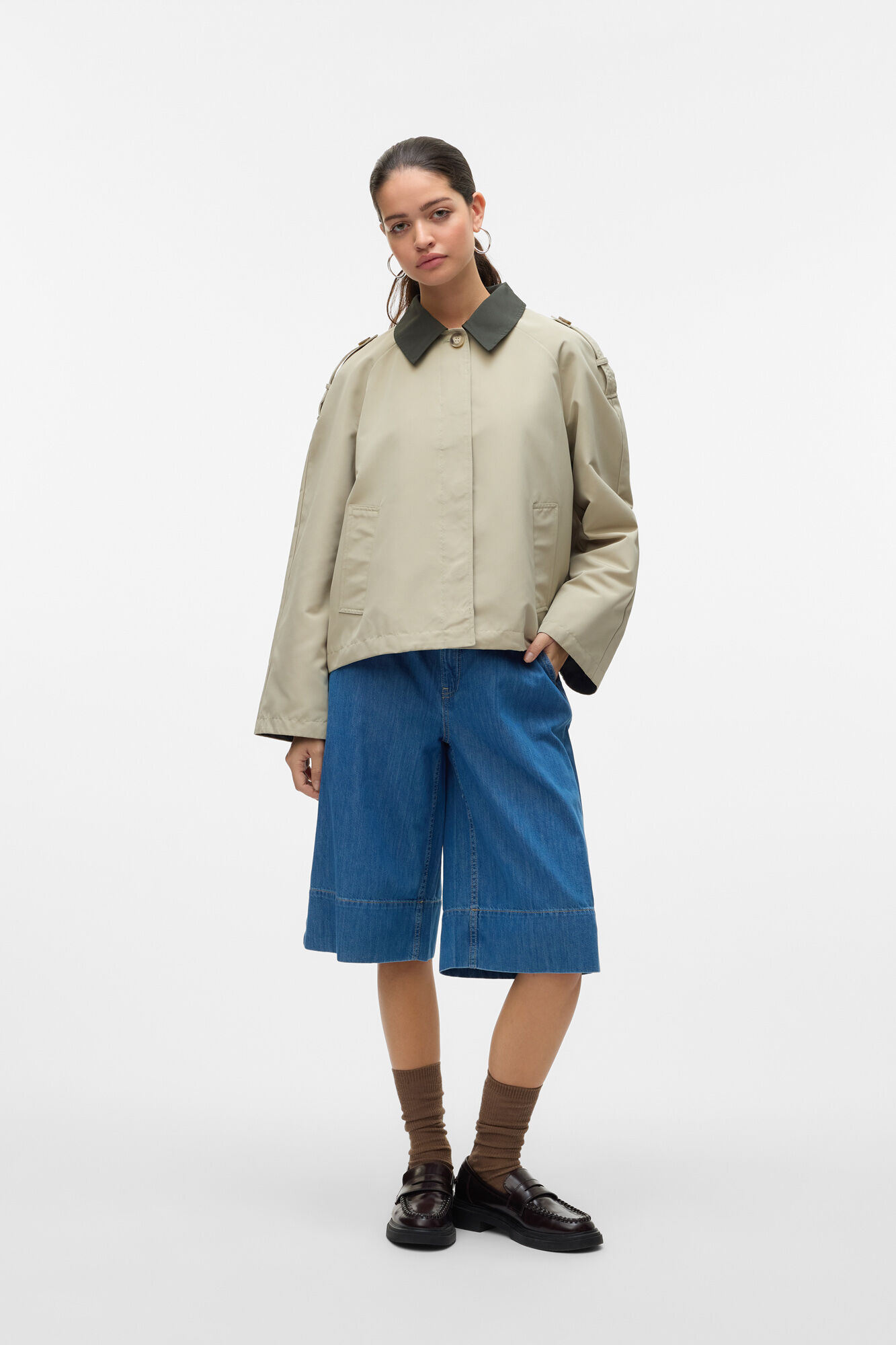 Vero Moda Casaco curta com gola de lapela