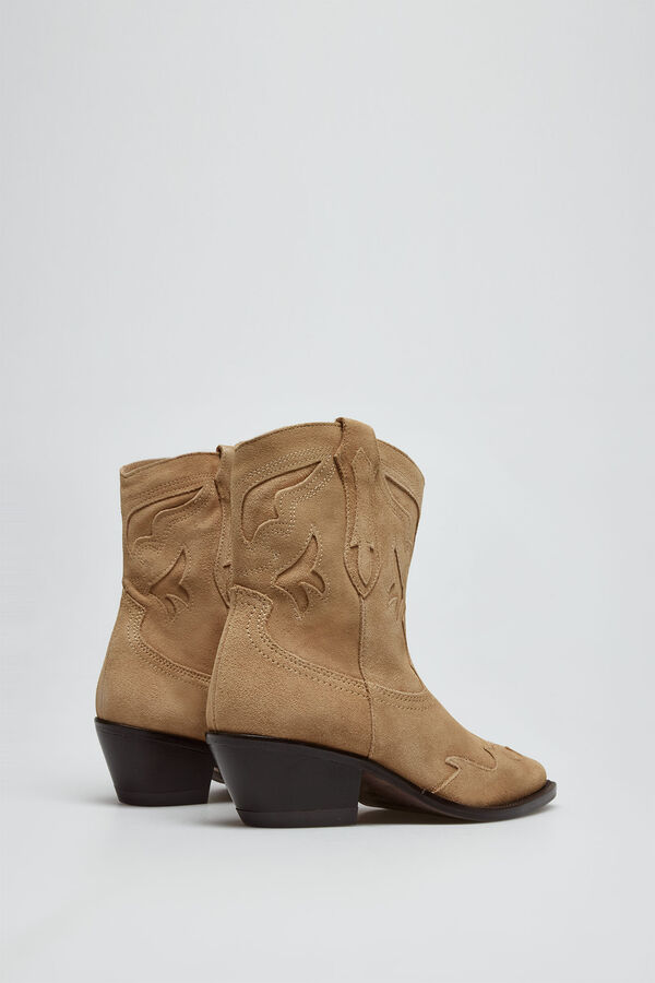 Slowlove Bot&iacute;n de serraje Beige