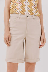 Cortefiel Bermuda vaquera b&aacute;sica color Arena