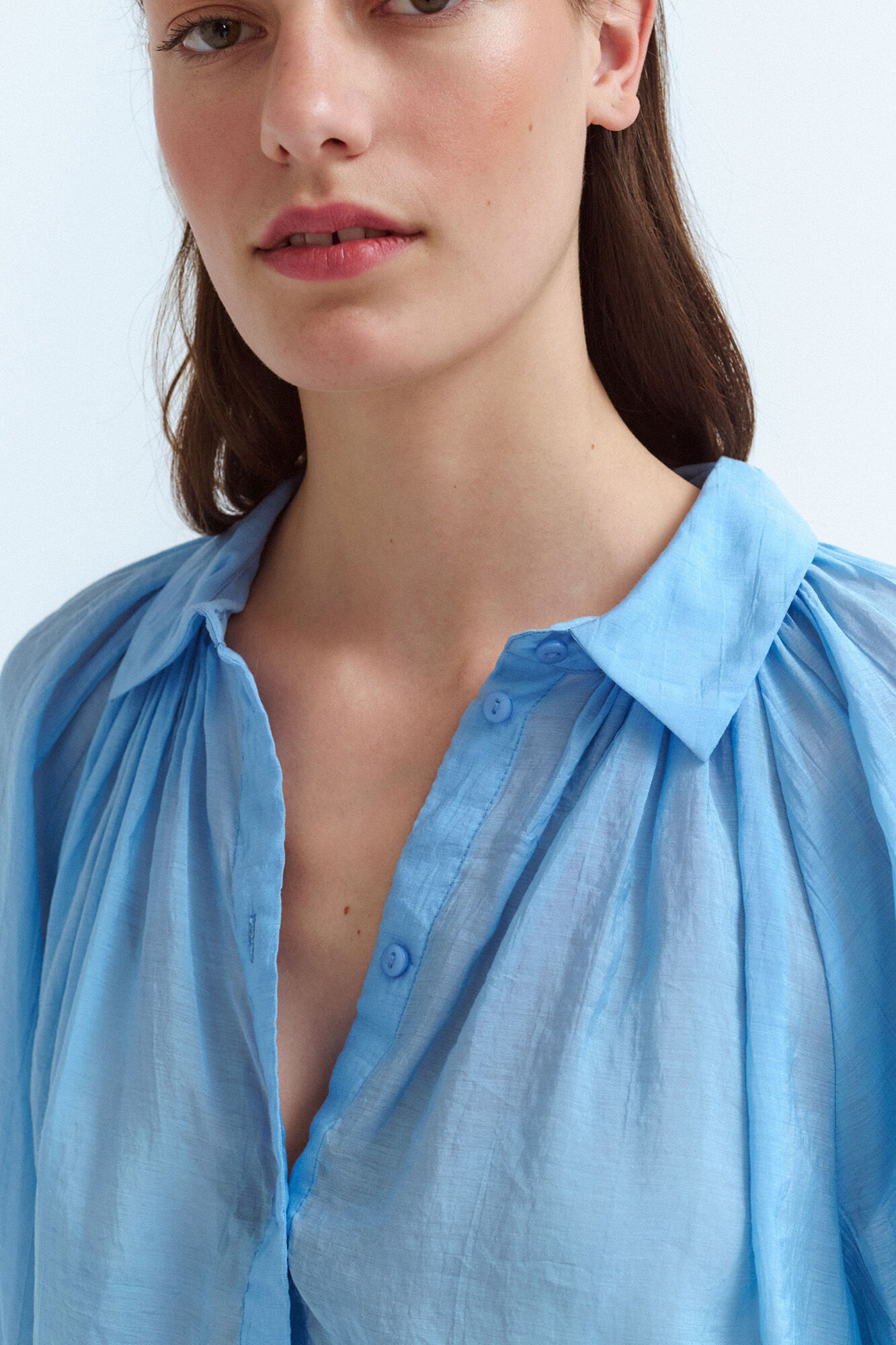 Vila Blusa manga comprida abalonada