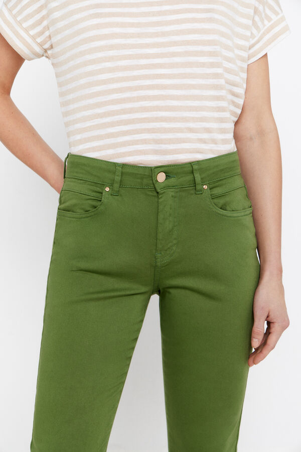 Cortefiel Pantal&oacute;n pitillo crop color Kaki