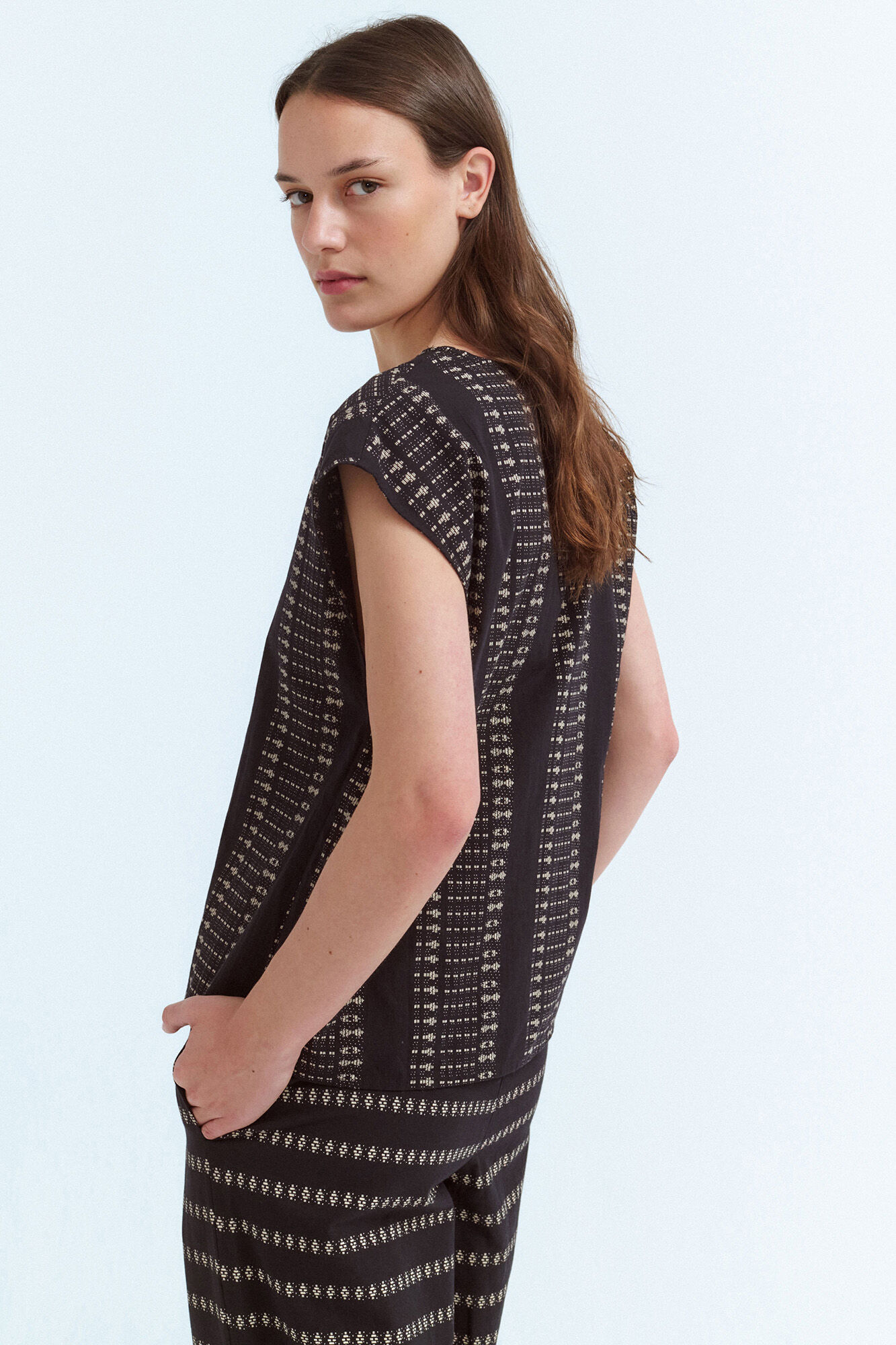 Vila Top manga corta estampado de algod&oacute;n org&aacute;nico