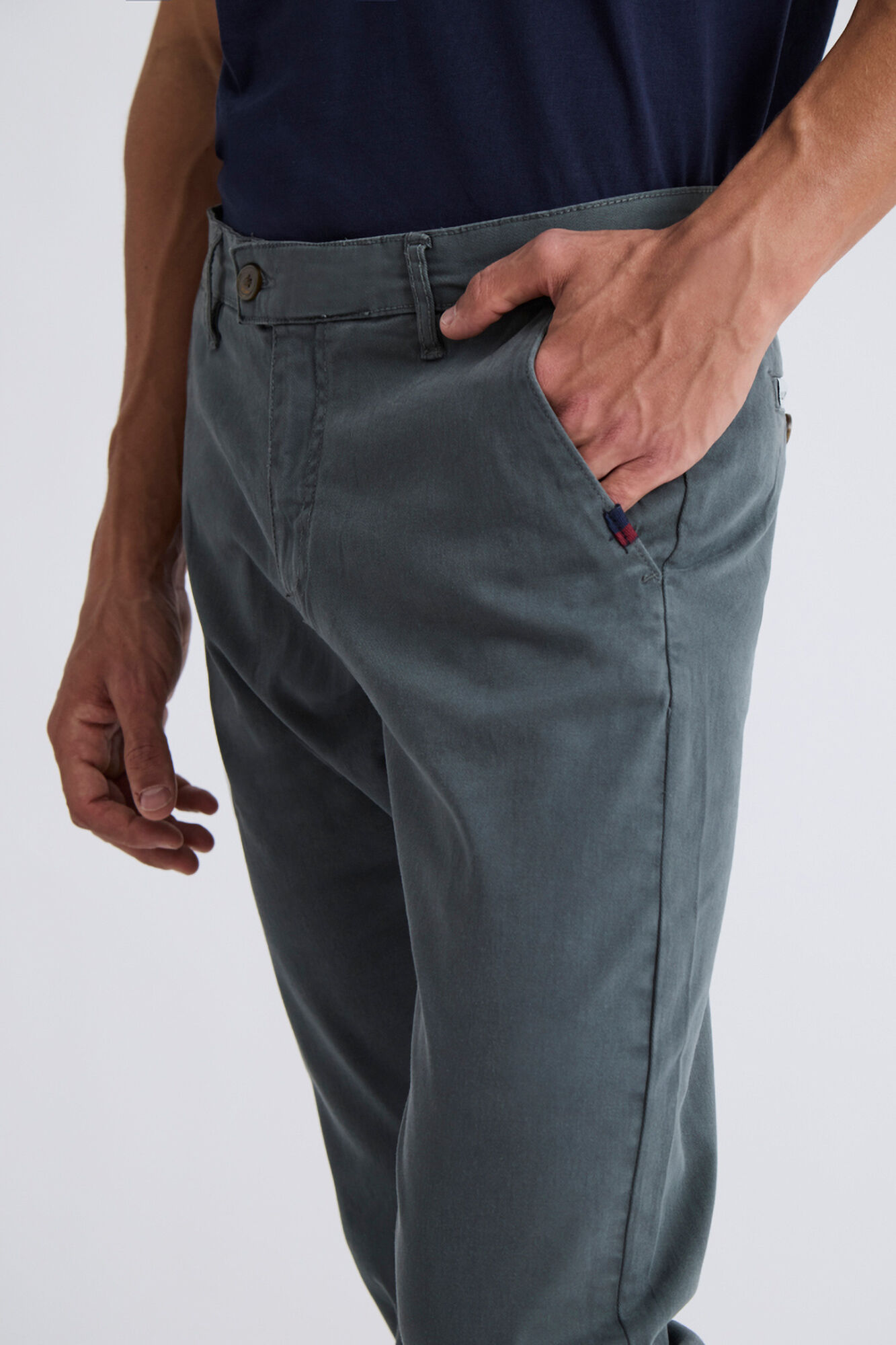 Williot Pantal&oacute;n Chino Slim