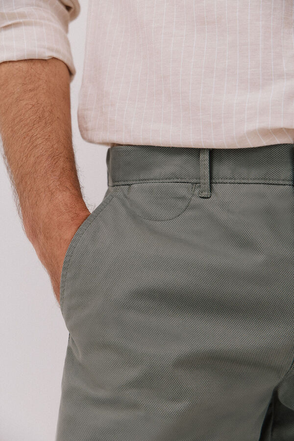 Cortefiel Bermudas chinos estampadas Verde