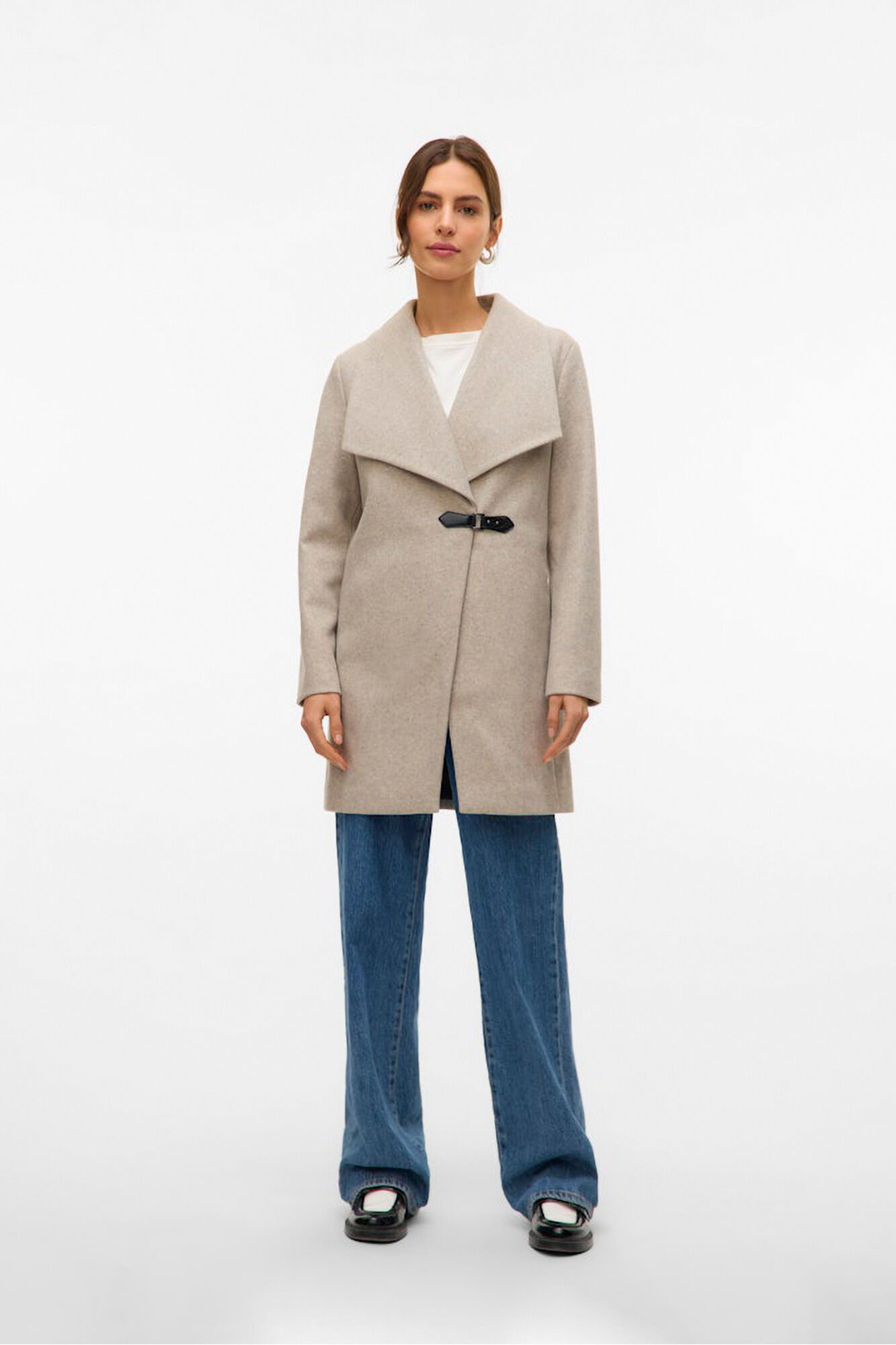 Vero Moda Abrigo midi de pa&ntilde;o