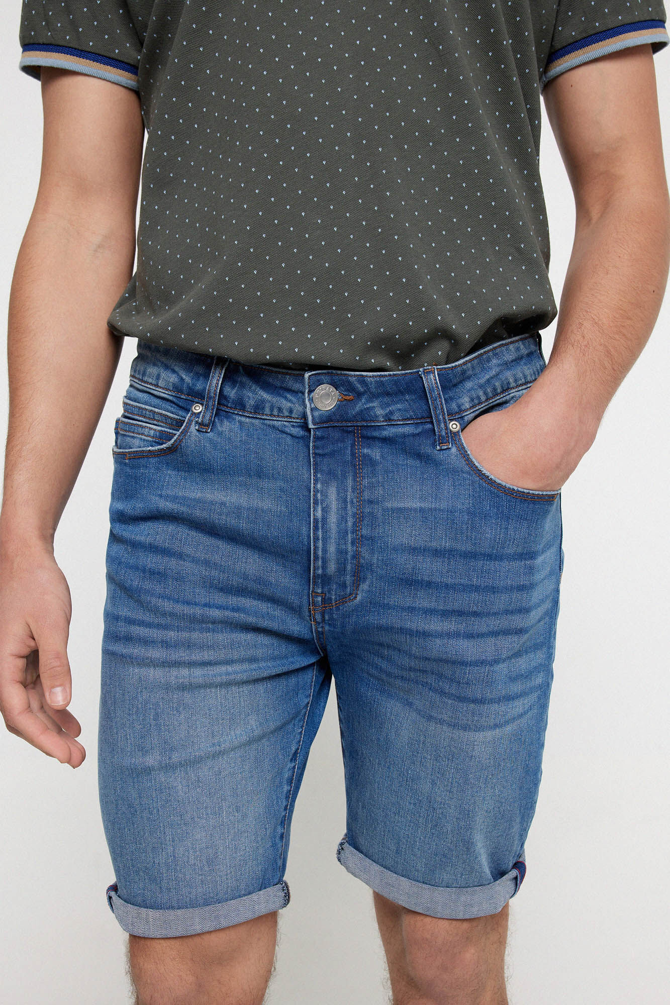 Privata Bermuda tejana blue light