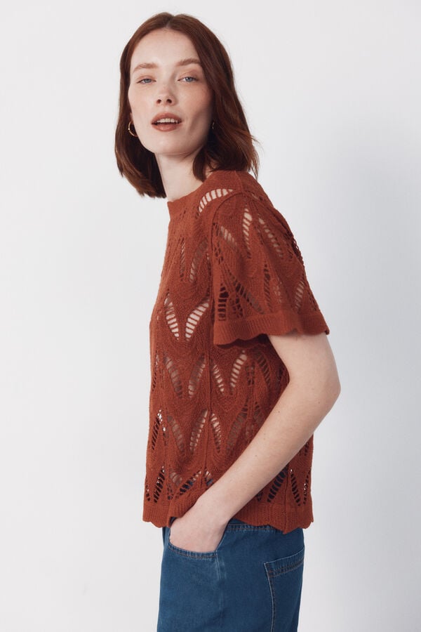 Cortefiel Top crochet Marr&oacute;n