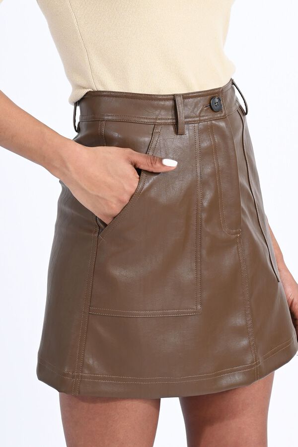 Molly Bracken Saia curta efeito couro Tostado