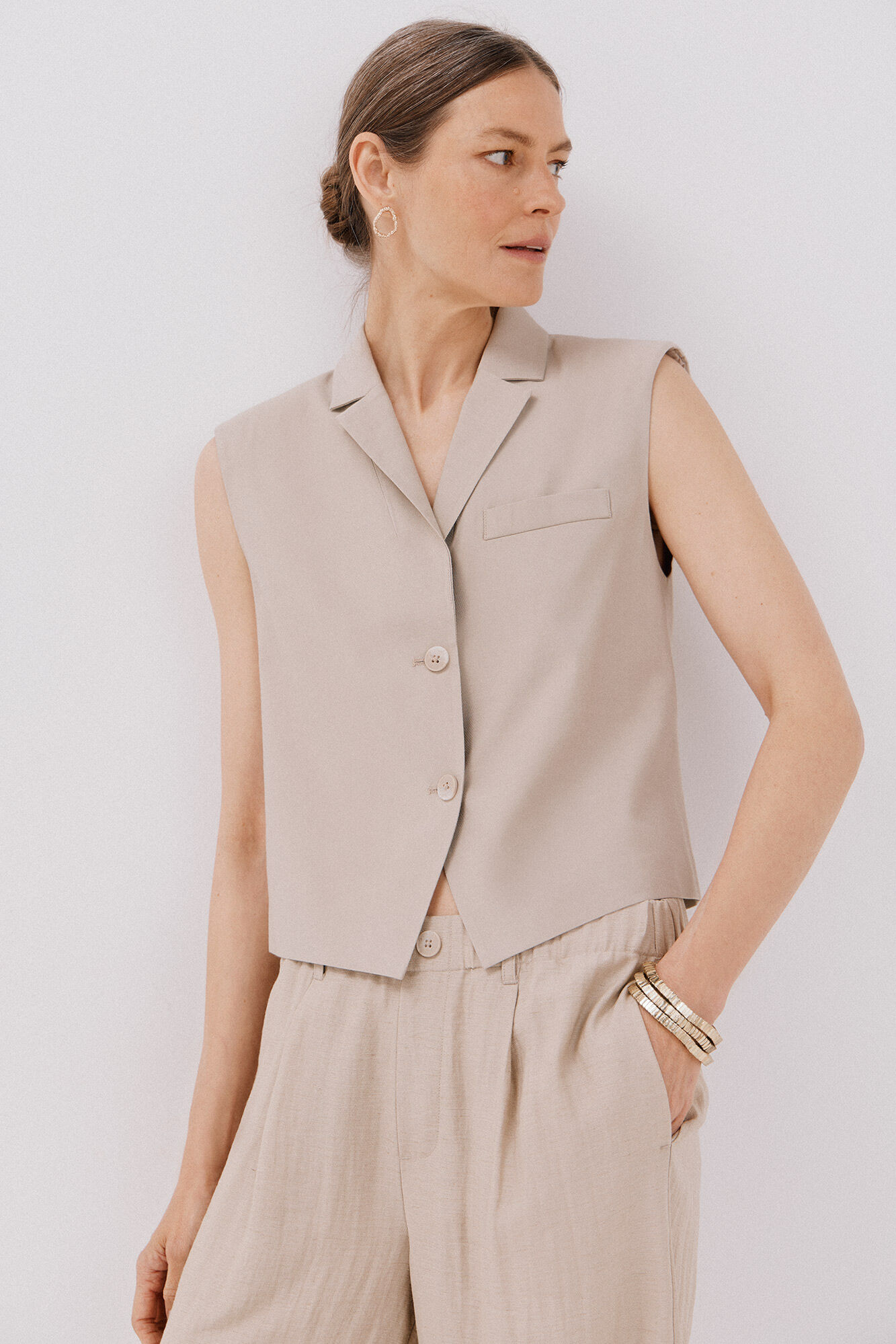 Cortefiel Chaleco de cuello solapa