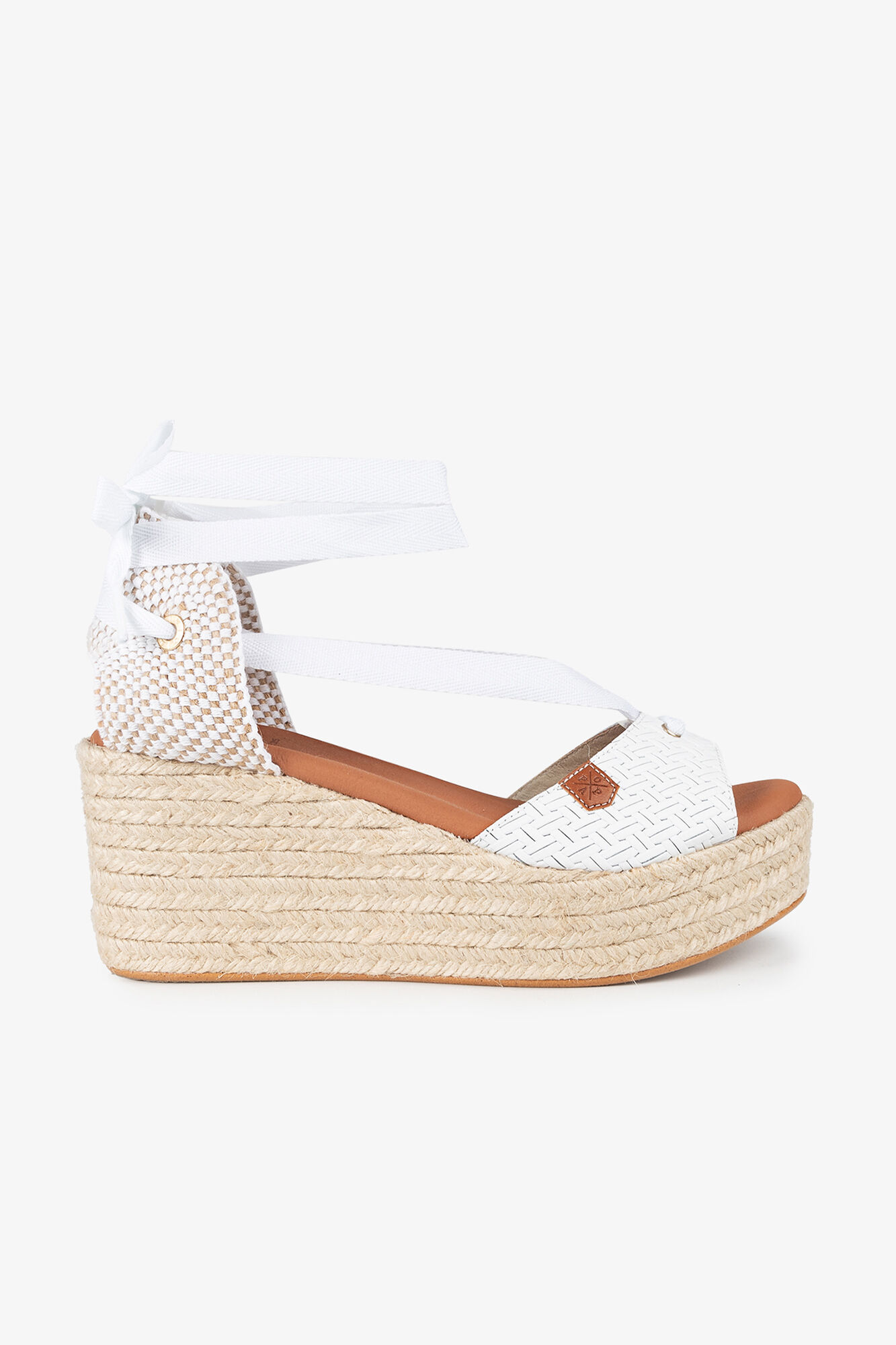 Popa Cunha baixa senhora Valdes Tran&ccedil;ada