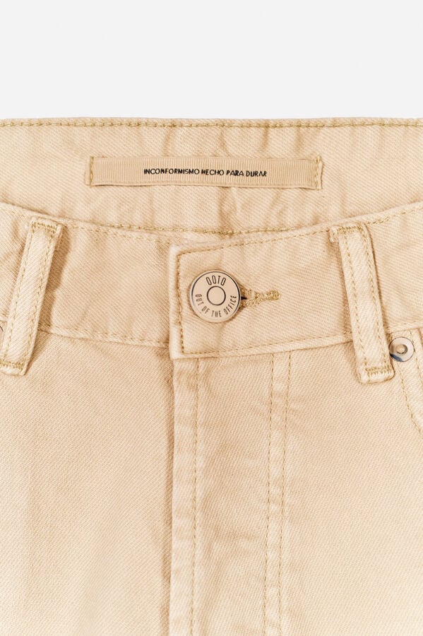 OOTO Jeans 5 bolsillos color slim Dorado